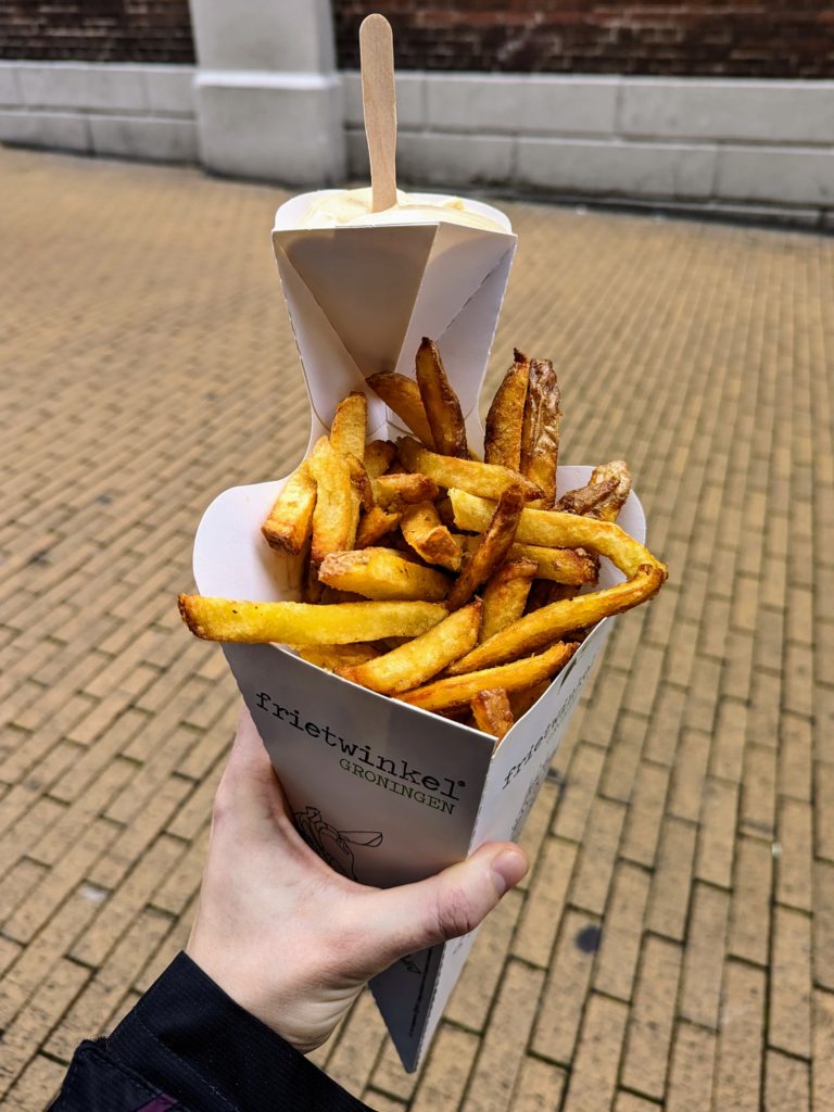 Fries from De Frietwinkel in Groningen 